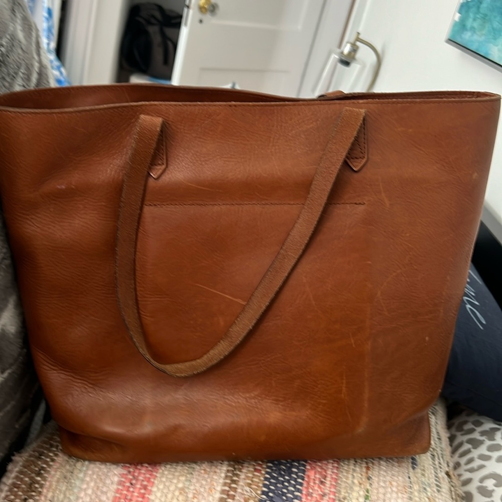 Madewell large transport bag with zipper real leather